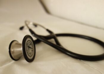 stethoscope, doctor, health-2359757.jpg